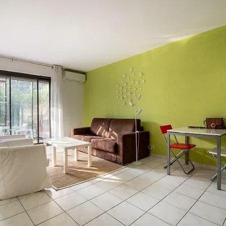 Charmant Studio Dans Quartier Calme Appartement Antibes